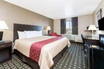 Super 8 By Wyndham East Hotel Springfield